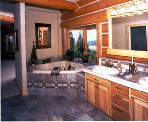 Eagle's View Log Home - Master Bath Suite